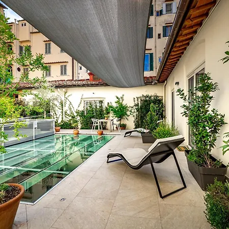Apart-hotel Dimora Collection - Le Corti - Boutique Luxury In A Restored 13th Century Convent, With Sauna And Gym (adults Only) Florença