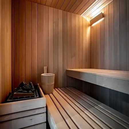 Dimora Collection - Le Corti - Boutique Luxury In A Restored 13th Century Convent, With Sauna And Gym (adults Only)