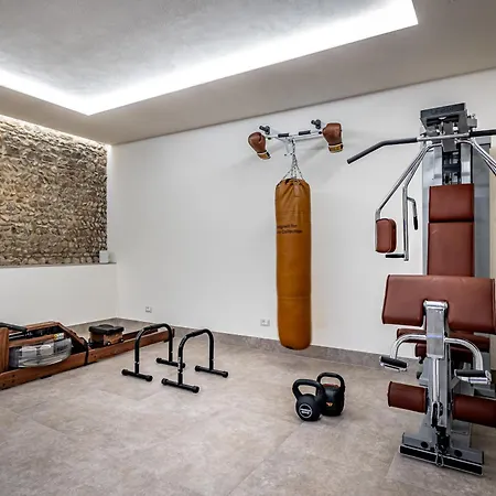 Dimora Collection - Le Corti - Boutique Luxury In A Restored 13th Century Convent, With Sauna And Gym (adults Only) *