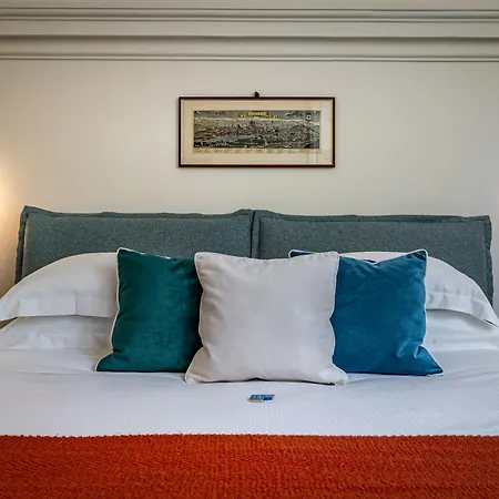 Aparthotel Dimora Collection - Le Corti - Boutique Luxury In A Restored 13th Century Convent, With Sauna And Gym (adults Only) *