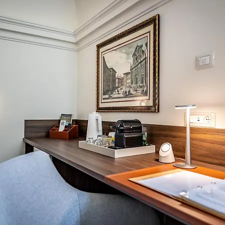 Aparthotel Dimora Collection - Le Corti - Boutique Luxury In A Restored 13th Century Convent, With Sauna And Gym (adults Only) Florence