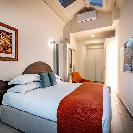 Dimora Collection - Le Corti - Boutique Luxury In A Restored 13th Century Convent, With Sauna And Gym (adults Only) Apart Otel *